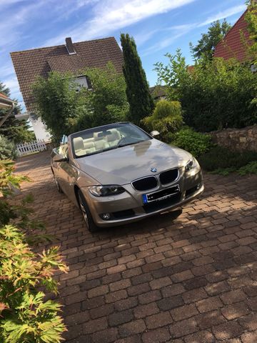 BMW 320 i Cabrio Schalter/Klima/Leder/ 89Tkm