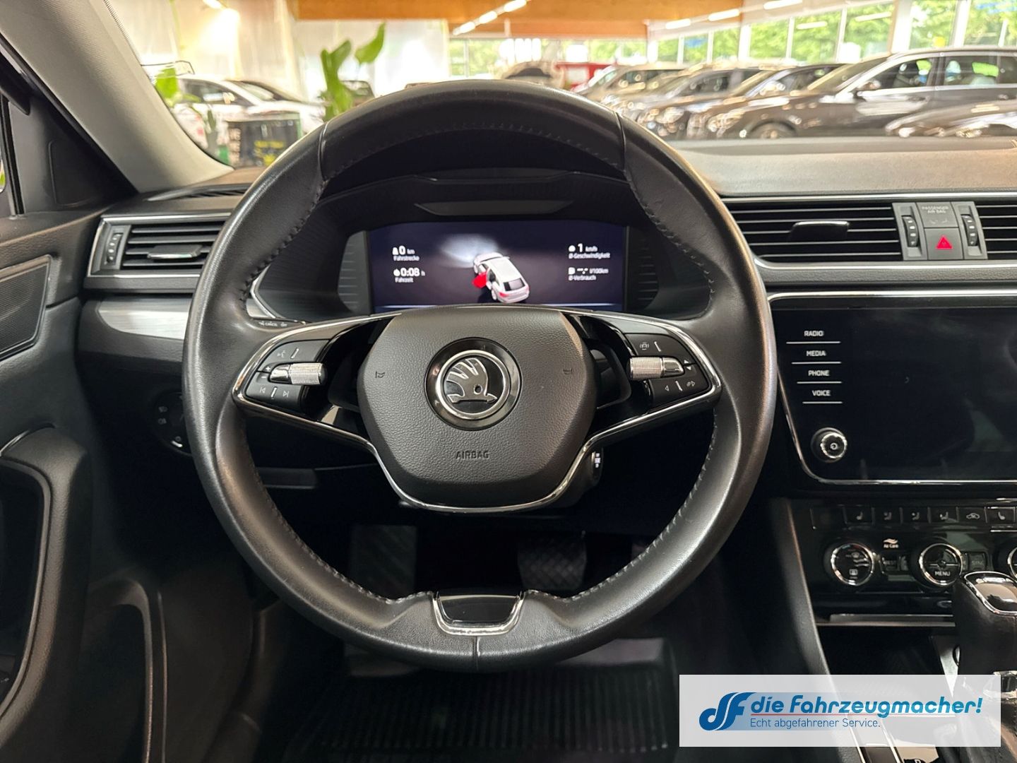 Fahrzeugabbildung SKODA Superb Combi 1,5 DSG Ambition Dig.Cockpit LED El