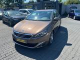Peugeot 308 Allure Navi Xenon AHK Automatik Alu Kamera - Peugeot 308 in Bielefeld