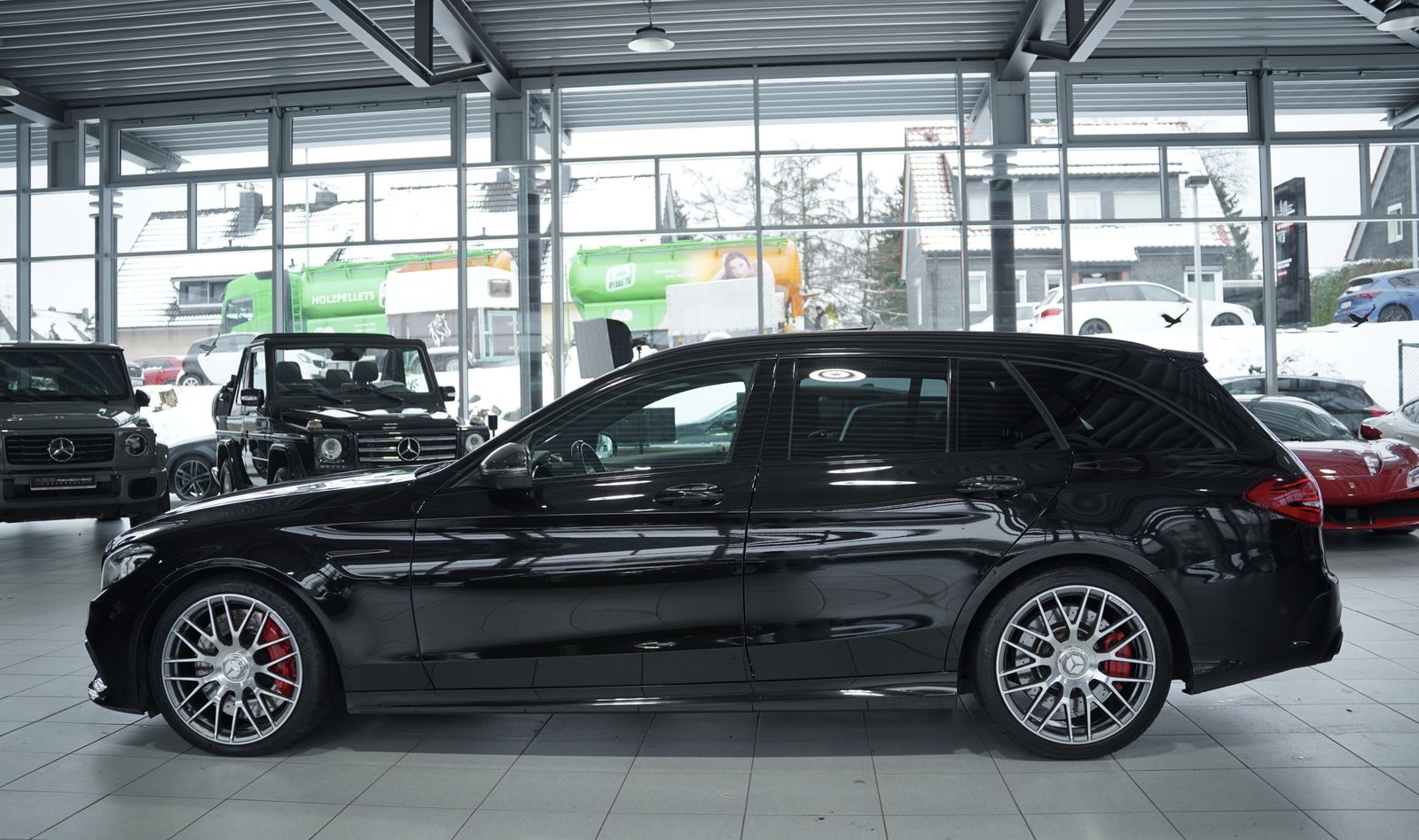 Mercedes Benz C 63 Amg