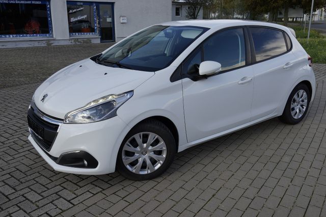 Peugeot 208 Active*1.6 HDi*1 Hand*Temp*LED*