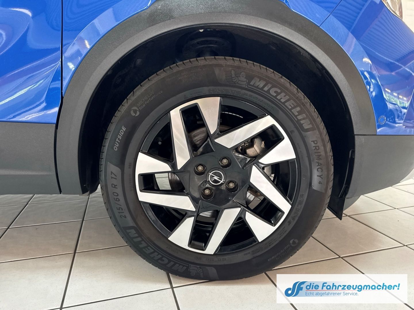 Fahrzeugabbildung Opel Mokka e Elegance Navi Digitales Cockpit LED ACC