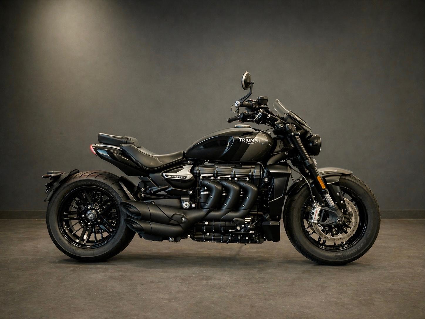 Triumph Rocket 2460 3 GT Triple Black III | Quick | 19%