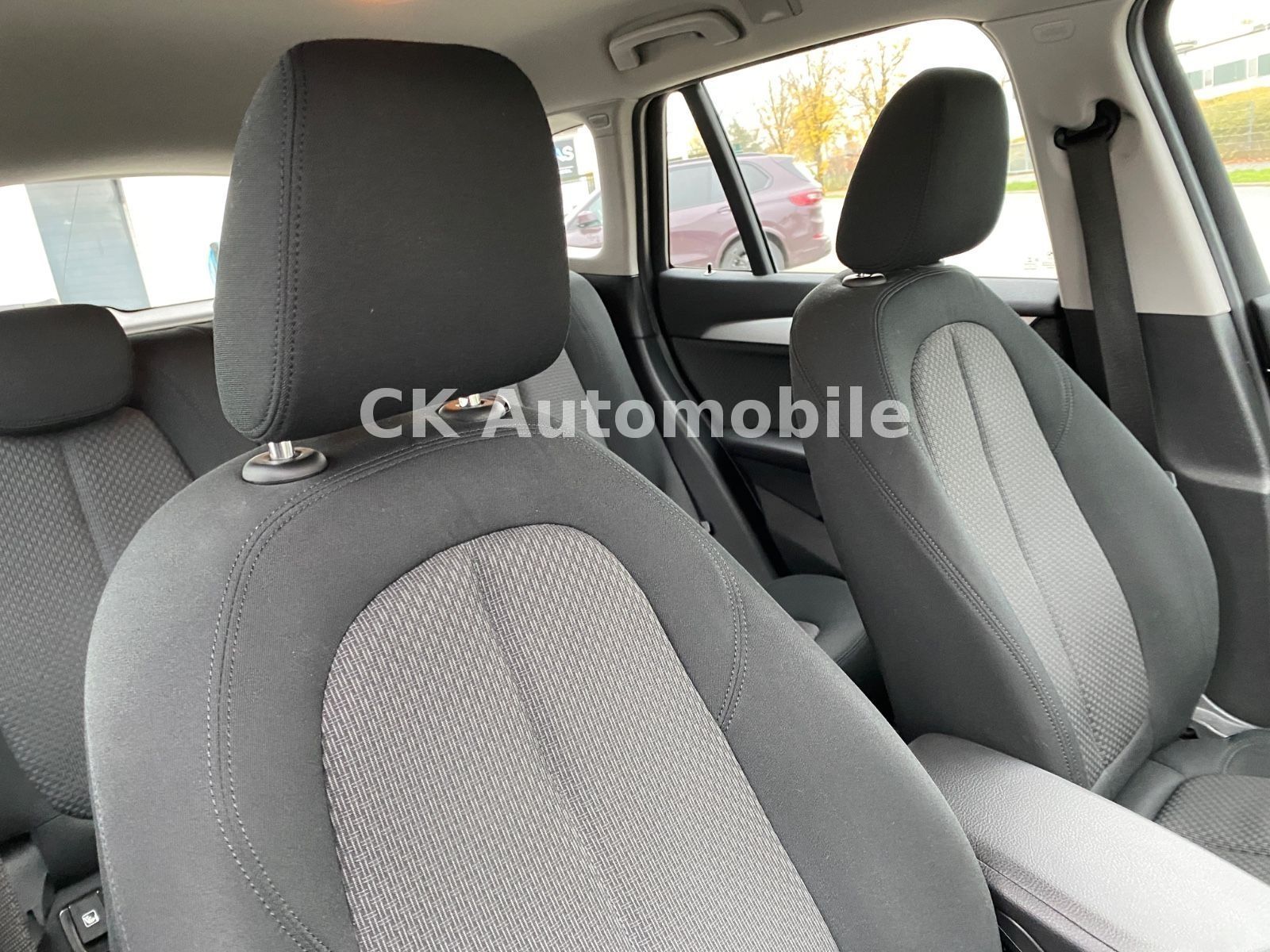 Fahrzeugabbildung BMW X1 xDrive 18d Advantage/Navi/Tempomat/PDC/AHK