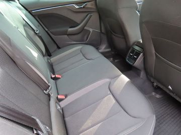 Fotografie 12 des Skoda KAMIQ 1.0l TSI 81kW TOUR Navi Sitzheizung Garant