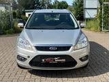 Ford Focus Turnier Style + Automatik Tüv/Au NEU - Ford Focus aus 2010 mit Diesel-Antrieb