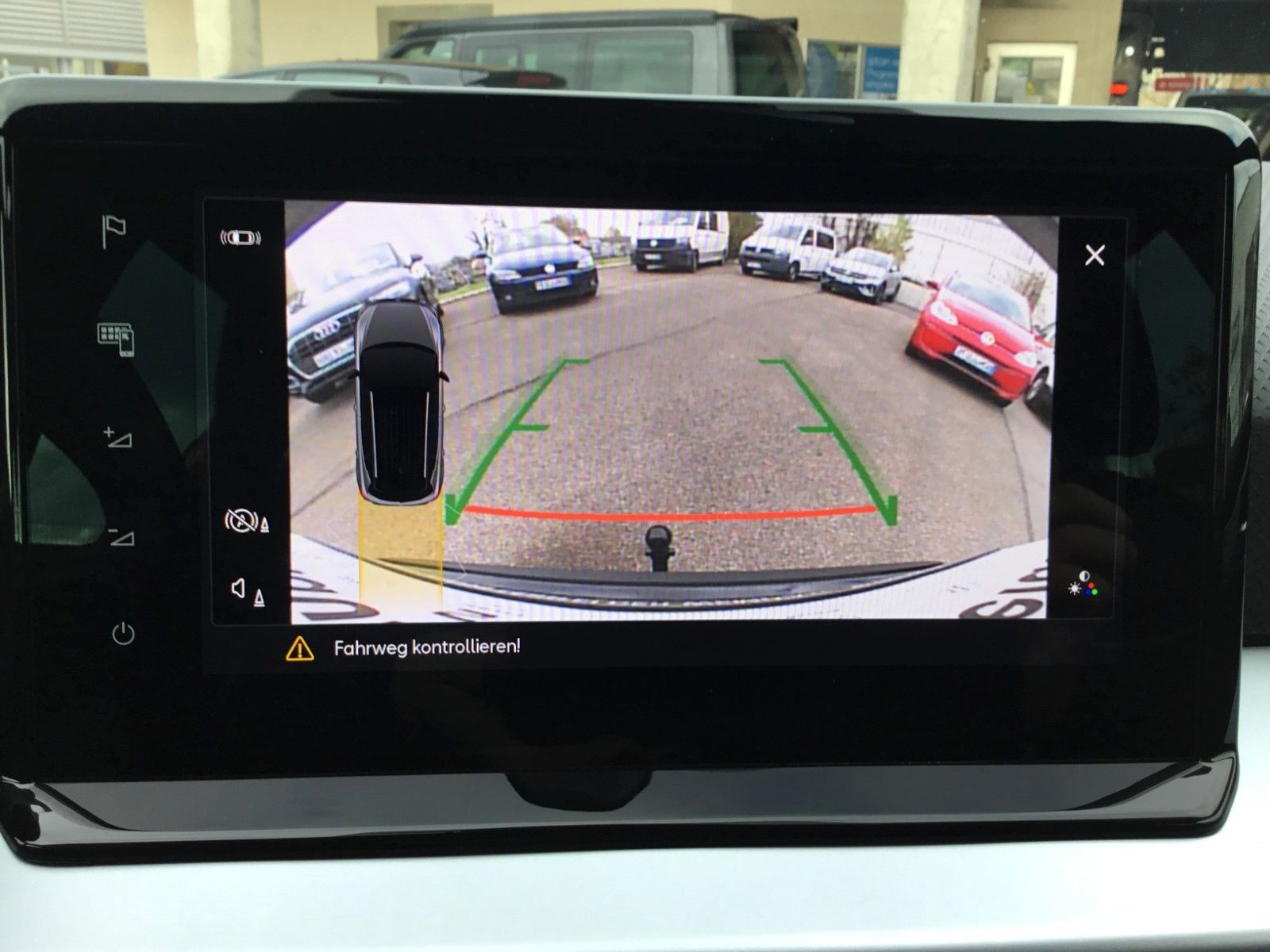 Fahrzeugabbildung SEAT Arona FR 1.5 TSI DSG+AHK+ACC+17"+Navi+Kamera