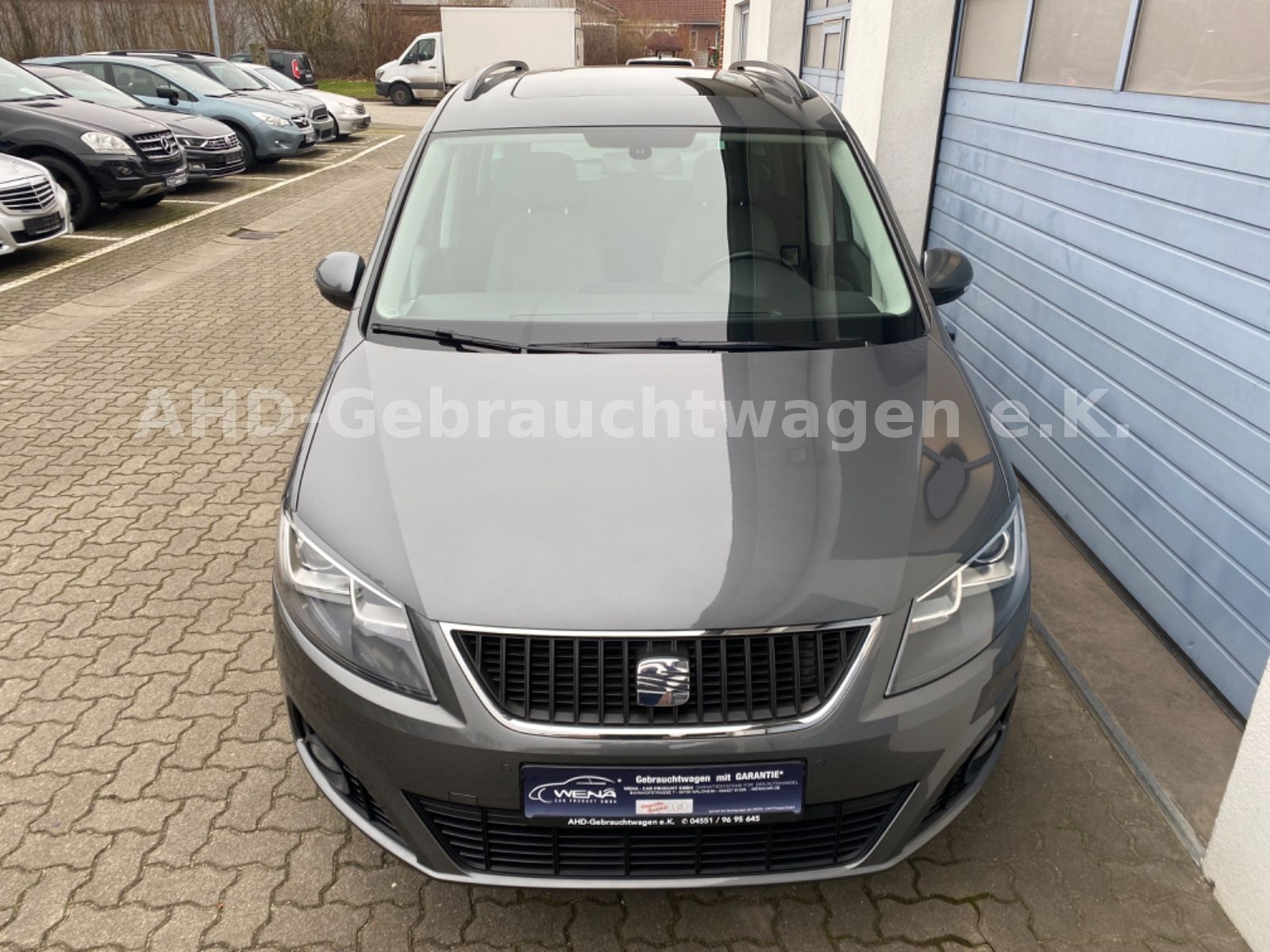 Fahrzeugabbildung SEAT Alhambra Style Viva 1.4 TSI Bi-Xenon Kamera PDC