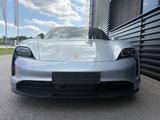 Porsche Taycan 4 S Sport Turismo-PANO-HAL-PAS-BF-DISPLAY - silberne Porsche Taycan