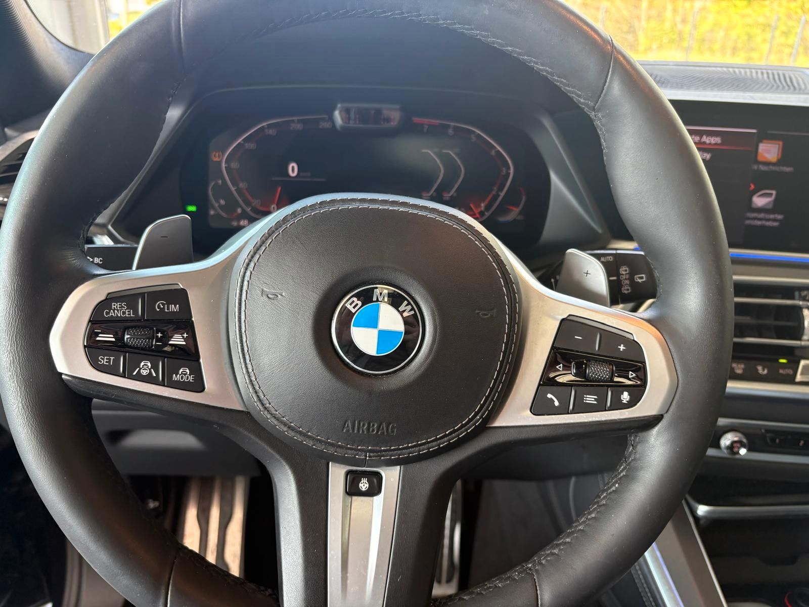 Fahrzeugabbildung BMW X5 xDrive 40 i M Sport,luft,pano,hud,soft close,