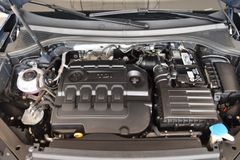 VW Tiguan 2.0 TDI DSG Highline 4Motion~Navi~LED~AHK