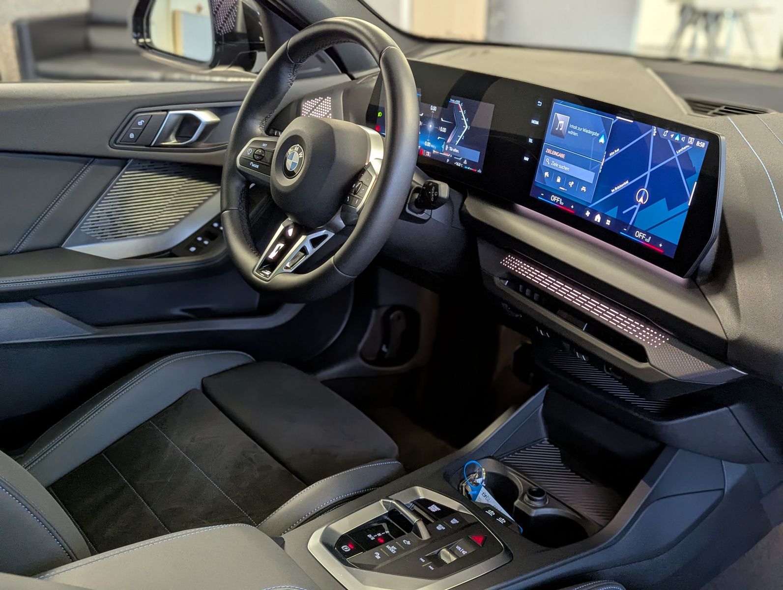 BMW 118 d M-Sport Leder Shadow LED Pano Kamera 18" - Image 11