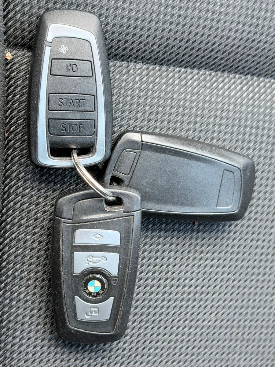 BMW 530 2010 — photo 11