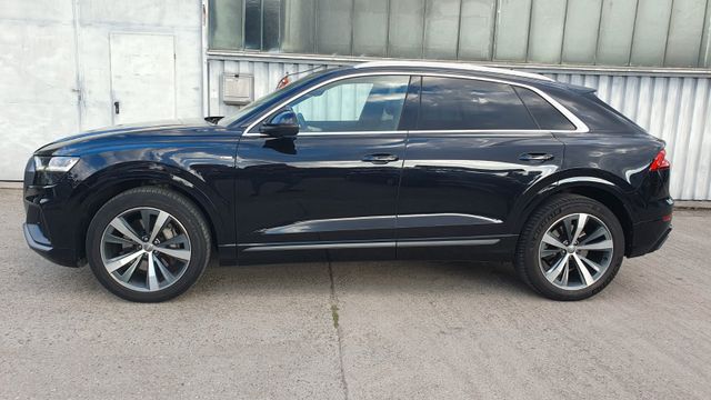 AUDI Q8 50 TDI quattro,Sline,Soft,Panorama,Alcantara,