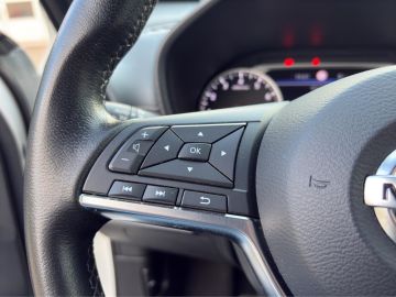 Nissan Juke Enigma MT* Navi*LED*AAC*SHZ*RFK*