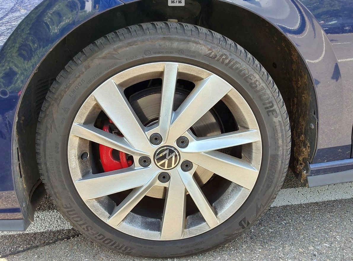 Fahrzeugabbildung Volkswagen Golf VIII 2.0d DSG GTD LED+/NAVI/VIRTU/HUD/H&K