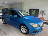 Mercedes-Benz B 180 Sehr gepflegt! - Mercedes-Benz B 180: Blau