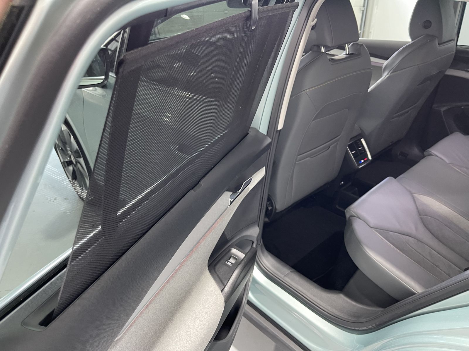 Fahrzeugabbildung SKODA Enyaq 60 Lounge*LED-Matrix*Leder*WP*Cam*Pano*