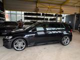 Volkswagen Golf VII Lim. Highline *LED*R-LINE*ACC*DSG*AHK* - Volkswagen Golf Limousine R line mit Diesel-Antrieb