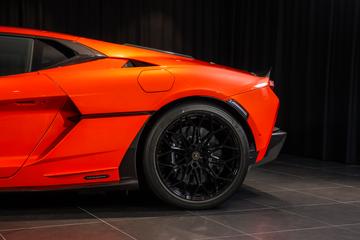 صورة 9 لـ 2025 Lamborghini TEMERARIO
