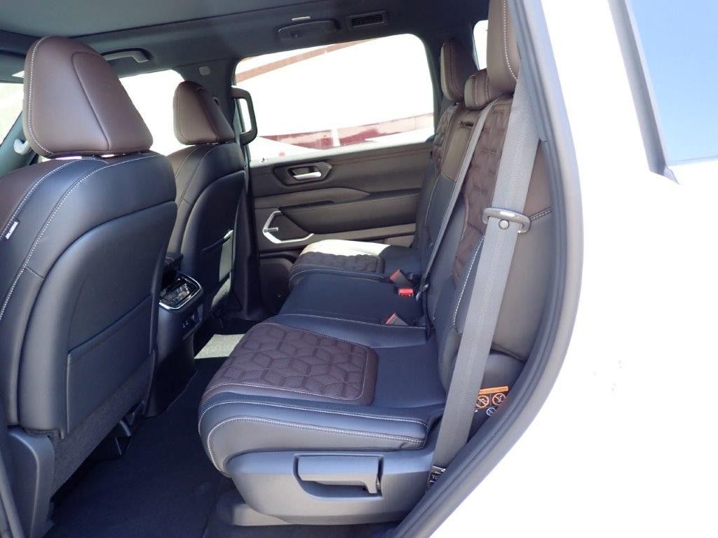 Fahrzeugabbildung Nissan Armada PLATINUM RESERVE  T1: 85.000 EURO