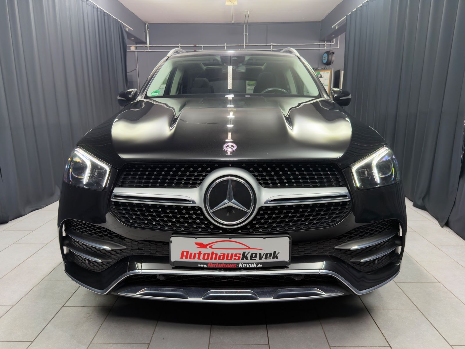 Fahrzeugabbildung Mercedes-Benz GLE 350 d 4Matic |AMG-LINE|AHK|PANO