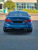 BMW M5 M5 - BMW M5 mit Benzin-Antrieb: Leder, Navigationssystem