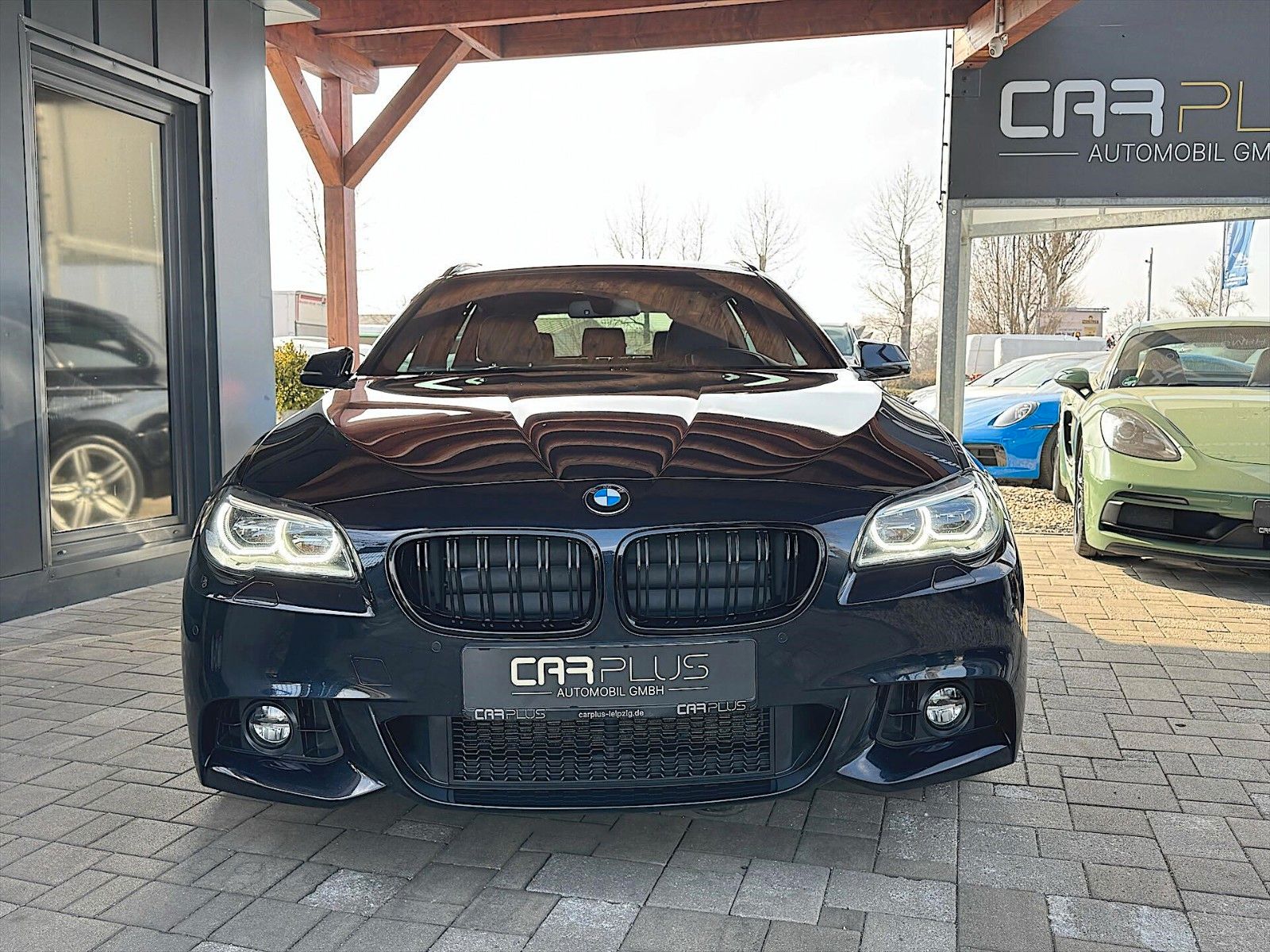 Fahrzeugabbildung BMW 520d xDrive M-Sport Shadow *LED*Head Up*Kamera*