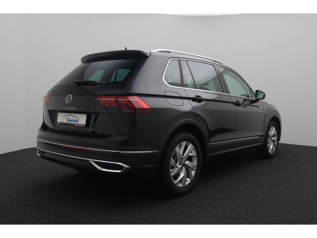 Fahrzeugabbildung Volkswagen Tiguan Elegance 2.0 ACC Matrix AHK