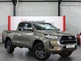 Toyota Hilux 2.4 D-4D EXTRA CAB COMFORT 4x4 NAVI+KAMERA - Toyota Hilux: 2.4