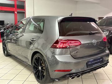 Volkswagen Golf - 7