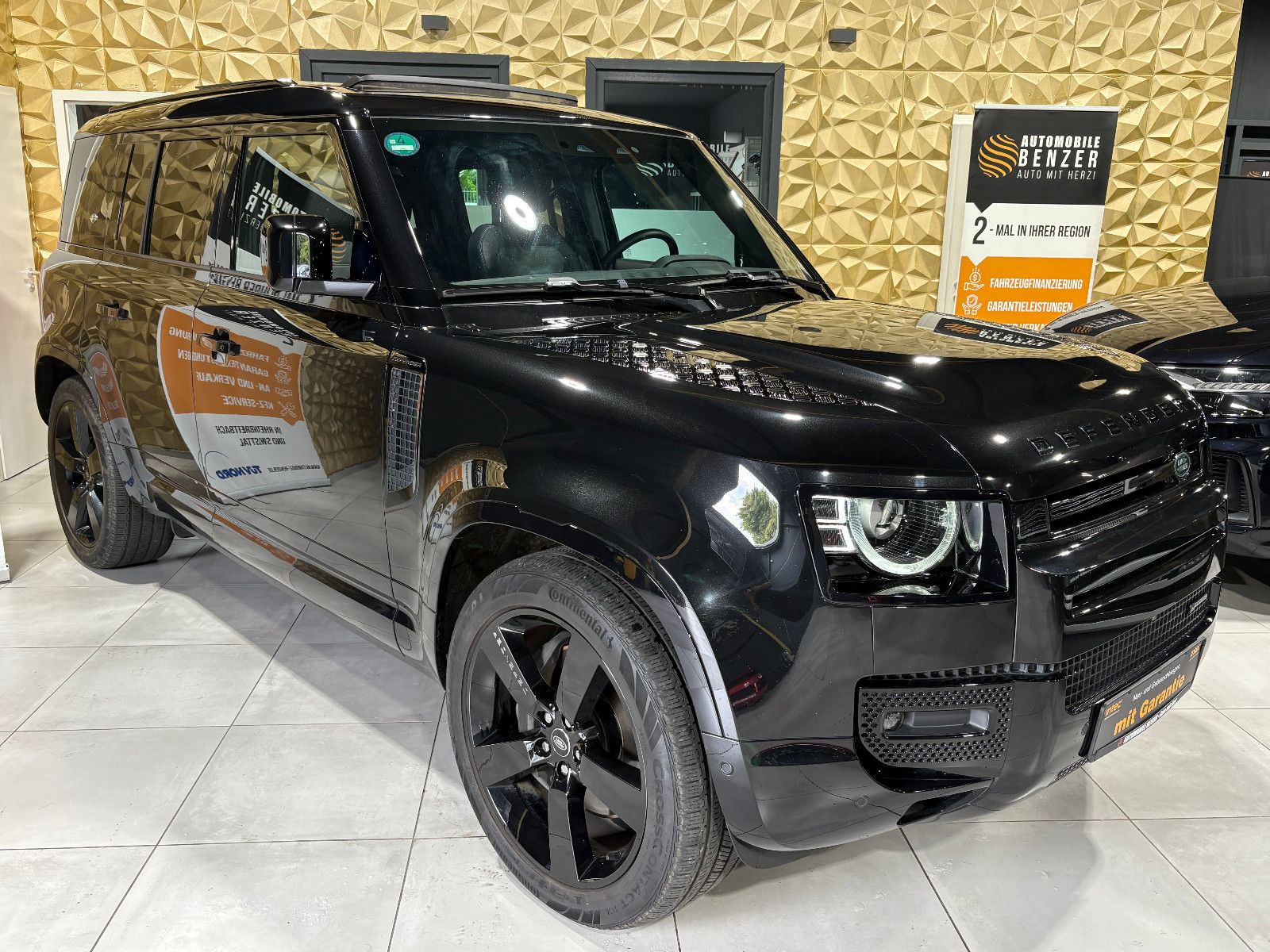 Fahrzeugabbildung Land Rover Defender 110 X-Dynamic HSE/PANO/360°/AHK/APPLE/