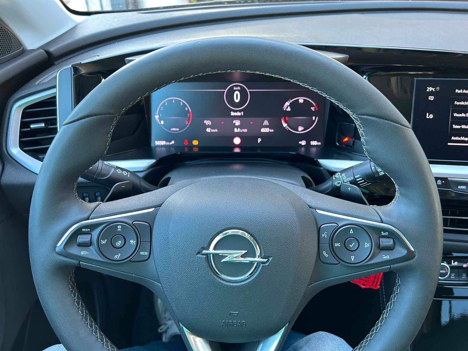 Fahrzeugabbildung Opel Grandland X°GS Line°Kamera°LED°Winterpaket°Navi°
