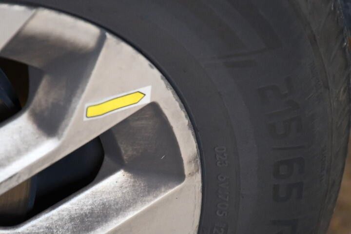 Fahrzeugabbildung Dacia Duster II Expression DIESEL NAVI ALU LED 1.HAND