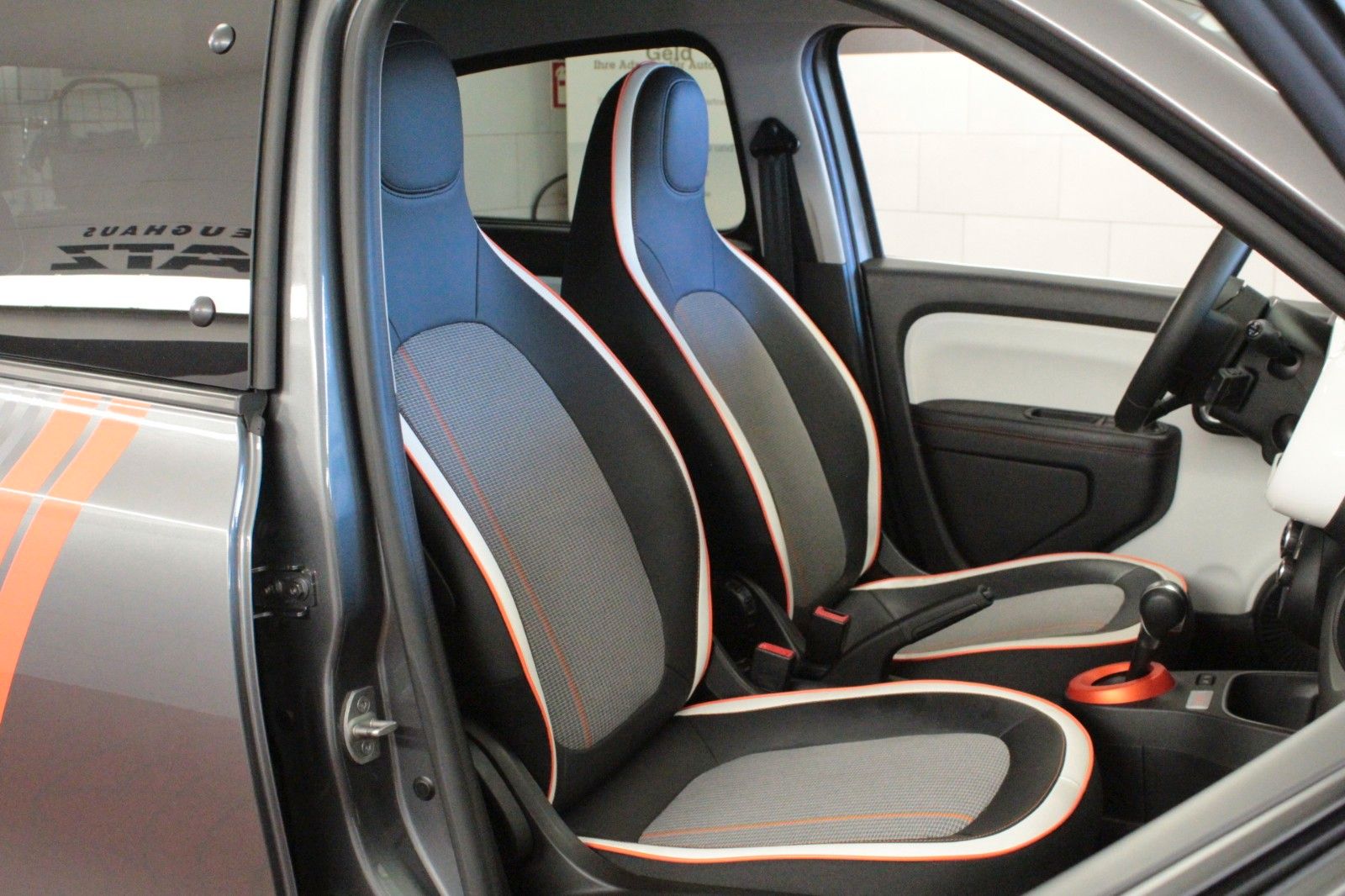 Fahrzeugabbildung Renault Twingo E-Tech 100% elektrisch  Vibes