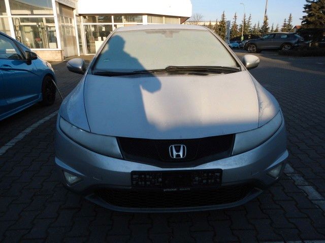 Honda Civic 1.4 Sport 8-fach Bereifung