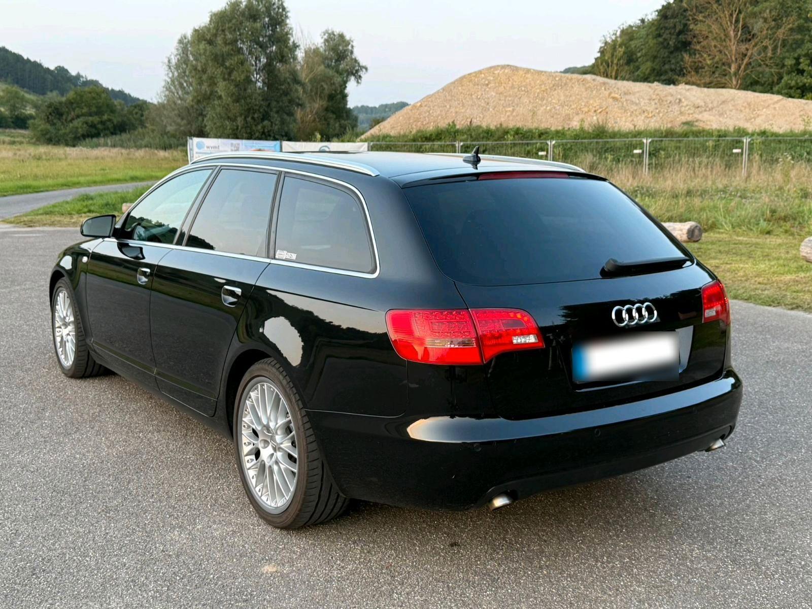 Audi Quattro 2007 — interior