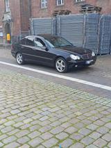 Mercedes-Benz Mercedes C240 V6 - scheckheftgepflegte Mercedes C 240