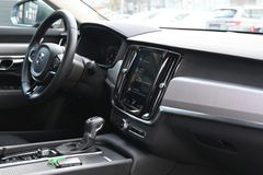 Fahrzeugabbildung Volvo S90 T4 Autom. Momentum*FSHZG*DAB*RFK*BLIS*ACC