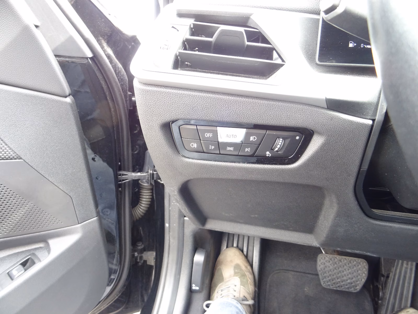 BMW 3 Series iA Touring LED Navi HUD Virt. Kamera Innov., миниатюра 16