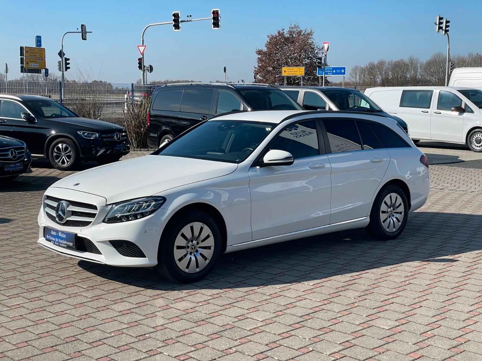 Mercedes-Benz C 180d.9-G.NAVI.DAB.CARPLAY.LED.RFK.AHK.1 HAND.