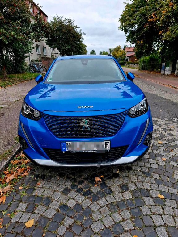 Image of Peugeot e-2008