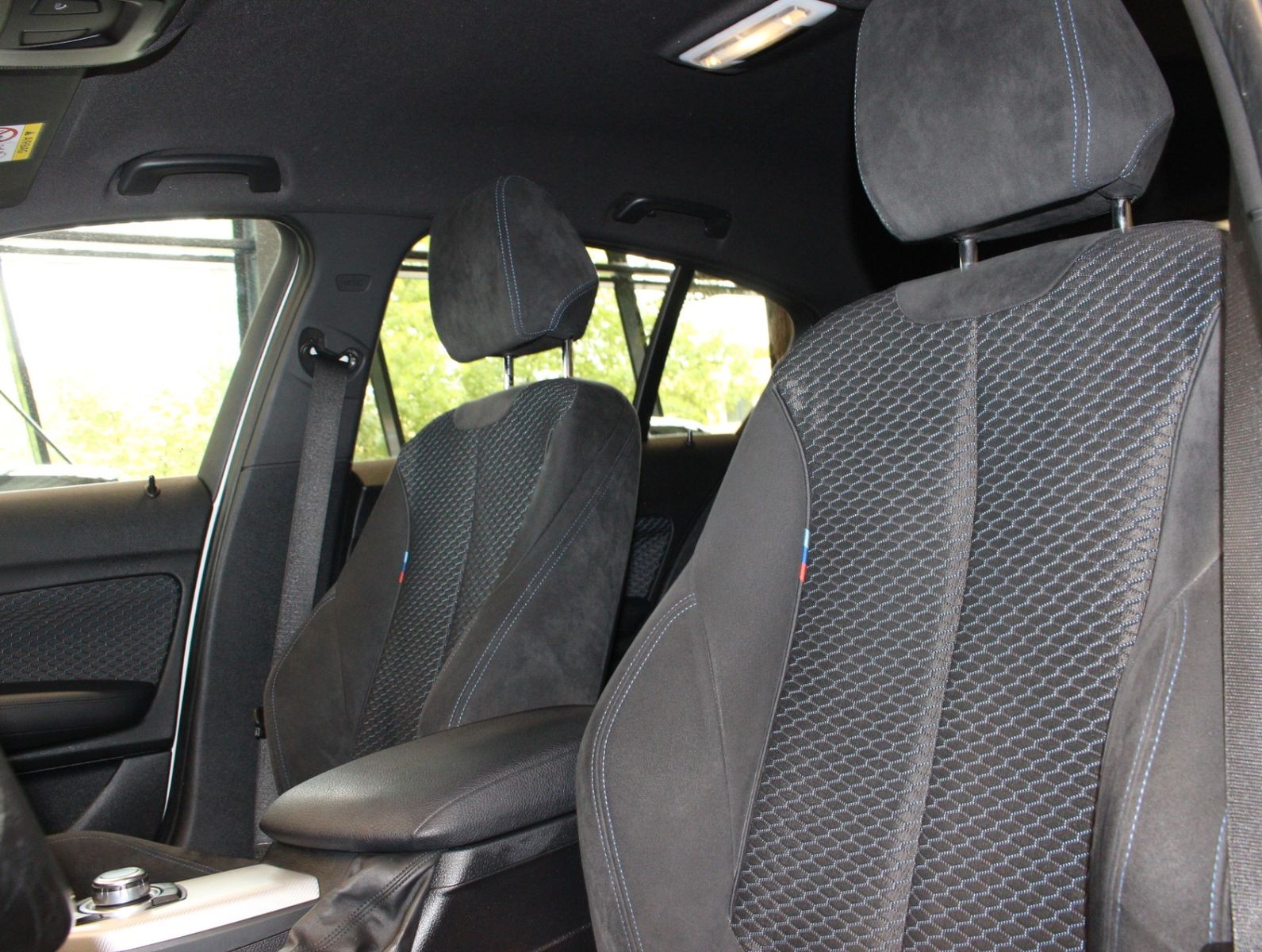 Fahrzeugabbildung BMW M135 i xDrive 2.Hand*LED*MWST*Top Zustand