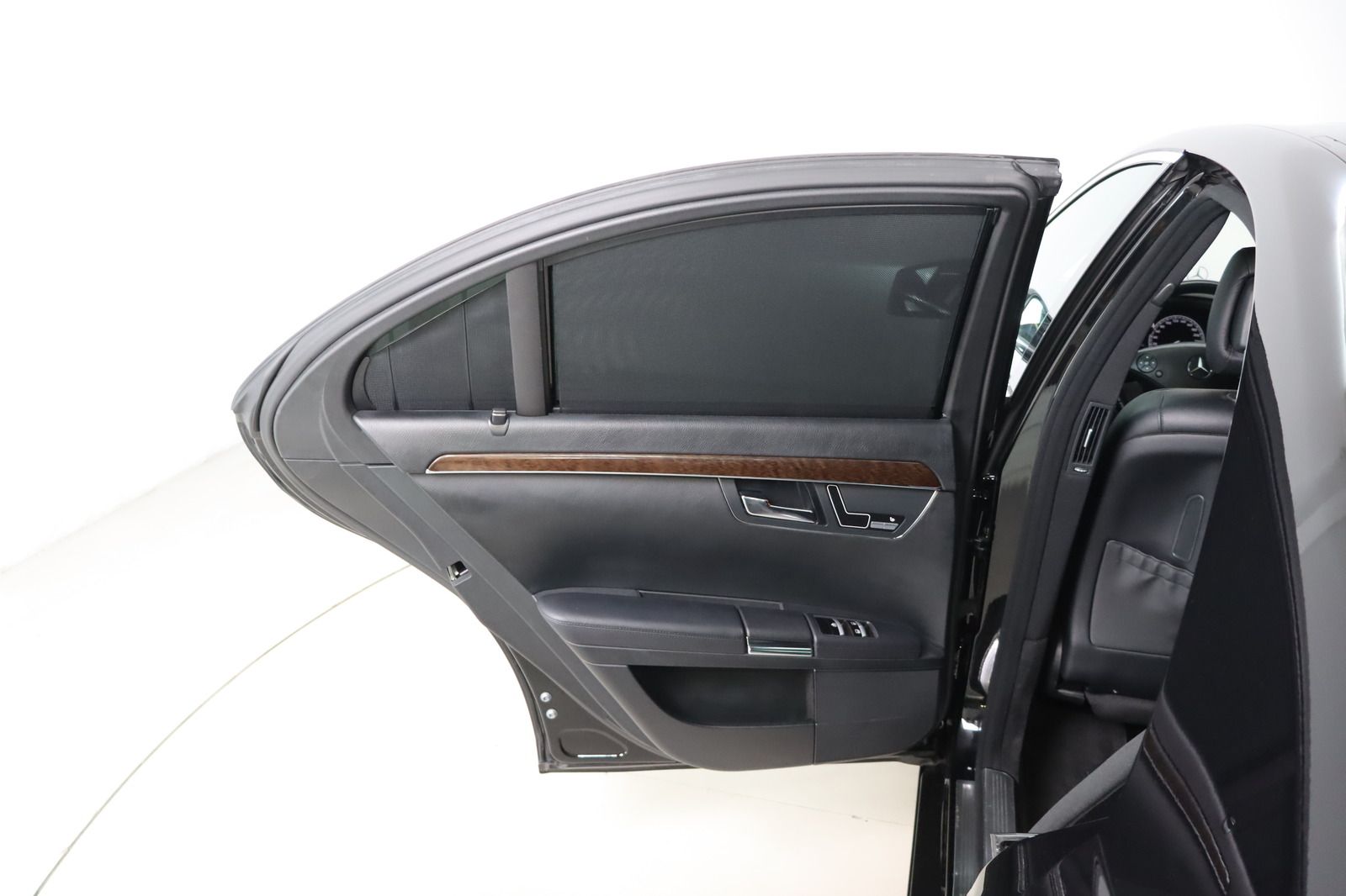 Fahrzeugabbildung Mercedes-Benz S 350 BlueTEC 4MATIC  * DIS * Nachtsicht * AHK