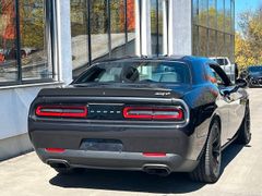 DODGE Challenger SRT Hellcat 1 Hand