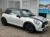 MINI Cooper S +Navi+PanoD.+LED+Klimaauto.+Leder+MFL++ - MINI Cooper S mit Schiebedach