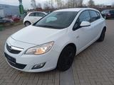 Opel Astra 1.4Turbo Design Edit.103kW,AHK,SERV/TÜVNEU - Opel Astra aus 2011: Turbo
