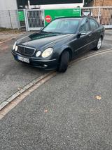 Mercedes-Benz Mersedes Benz E 320CDI - Mercedes-Benz E 320 aus 2005: Cdi