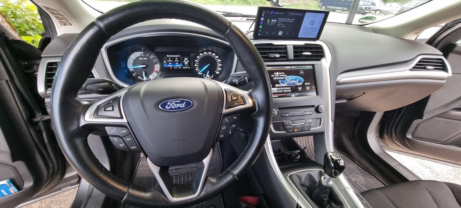 Ford Mondeo 2015 — photo 9