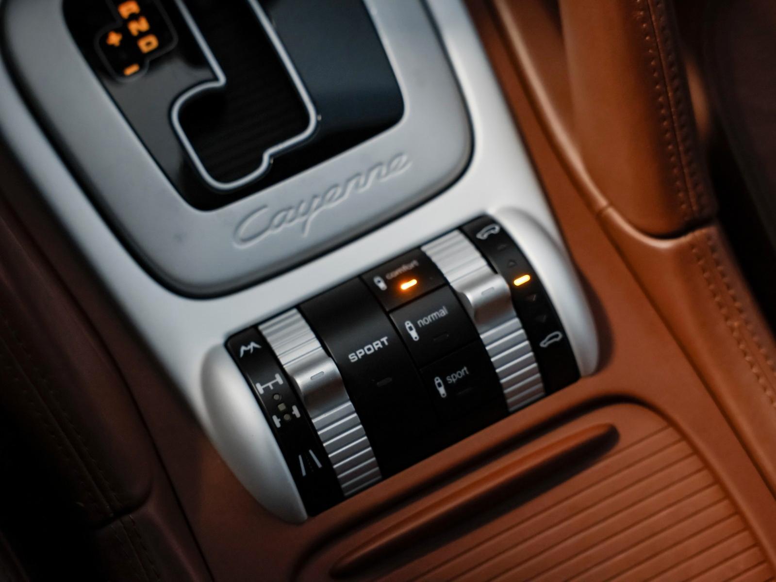 Porsche Cayenne Turbo TECHART *KAMERA-BiXENON-BOSE-MEMOR